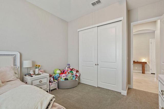 2013 Van Ruiten Dr, Lodi, CA 95242