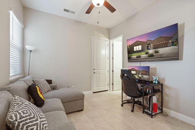 2013 Van Ruiten Dr, Lodi, CA 95242