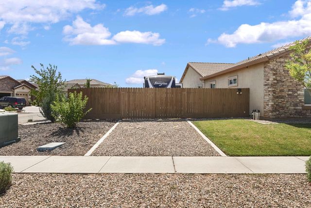 2013 Van Ruiten Dr, Lodi, CA 95242