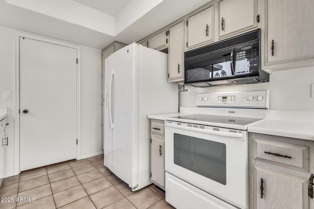 9834 E Minnesota Avenue, Sun Lakes, AZ 85248