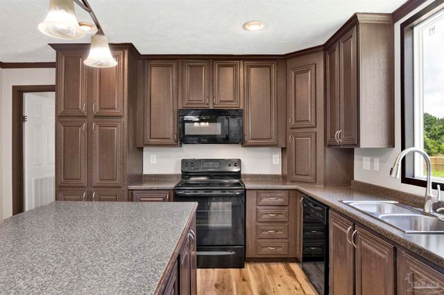 6594 Will Jones Rd, Jay, FL 32565