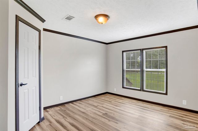 6594 Will Jones Rd, Jay, FL 32565