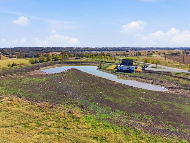 7001 Old McGregor-Crawford Road, Crawford, TX 76638