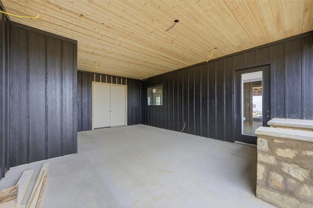 7001 Old McGregor-Crawford Road, Crawford, TX 76638