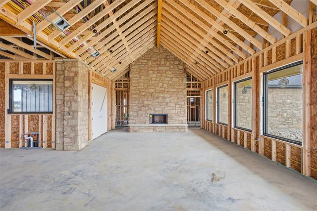 7001 Old McGregor-Crawford Road, Crawford, TX 76638