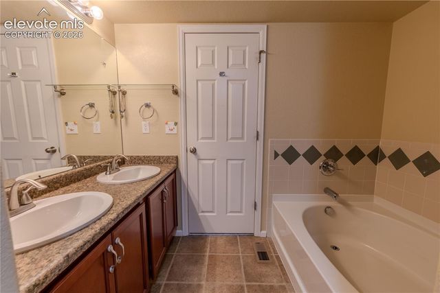 7386 Quaking Aspen Trail, Colorado Springs, CO 80908