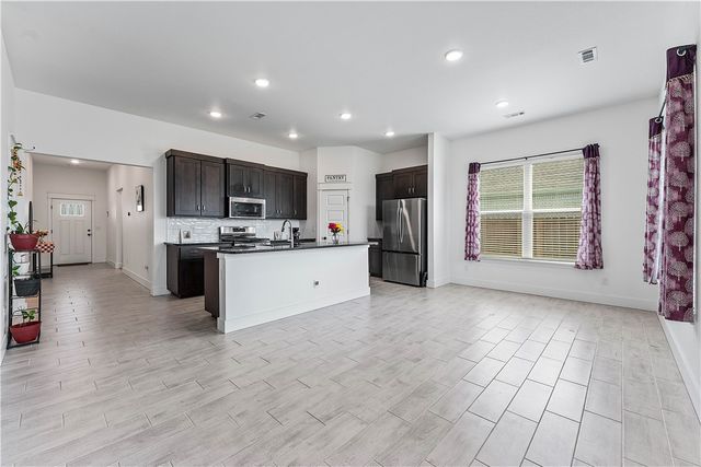 1711 Bugg Street, Pea Ridge, AR 72751