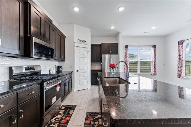 1711 Bugg Street, Pea Ridge, AR 72751