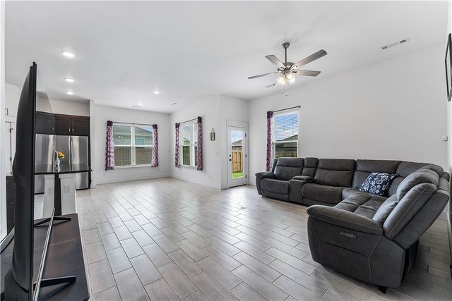 1711 Bugg Street, Pea Ridge, AR 72751