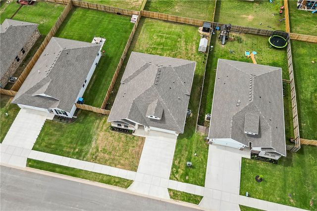1711 Bugg Street, Pea Ridge, AR 72751