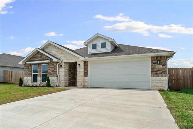 1711 Bugg Street, Pea Ridge, AR 72751