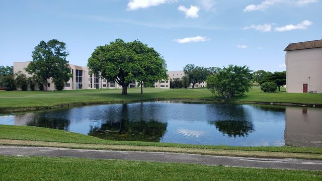 10180 NW 30th Court 109, Sunrise, FL 33322