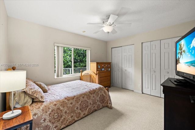 10912 NW 2nd St, Plantation, FL 33324