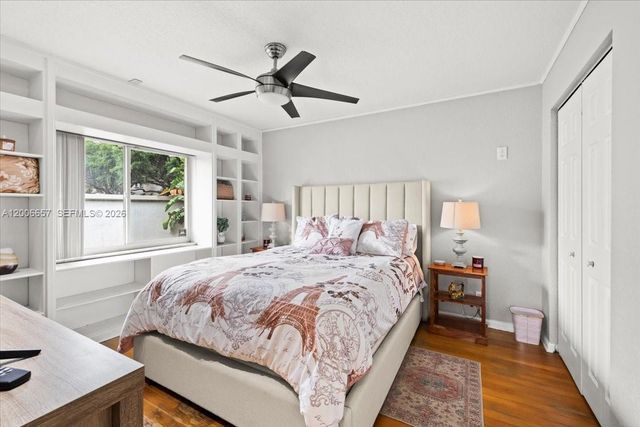 10912 NW 2nd St, Plantation, FL 33324