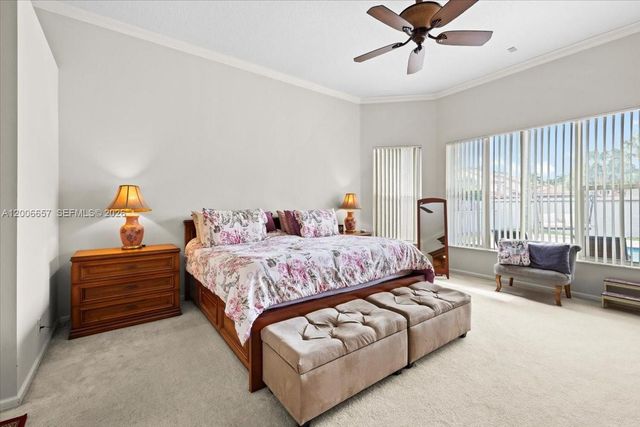 10912 NW 2nd St, Plantation, FL 33324