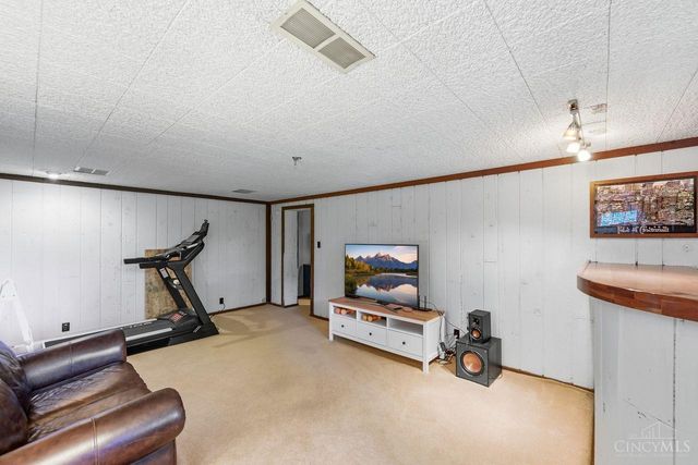 3860 Boomer Road, Green Twp, OH 45247