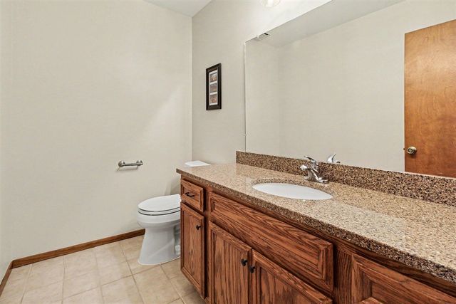 14017 Towering Oaks Drive, Utica, MI 48315
