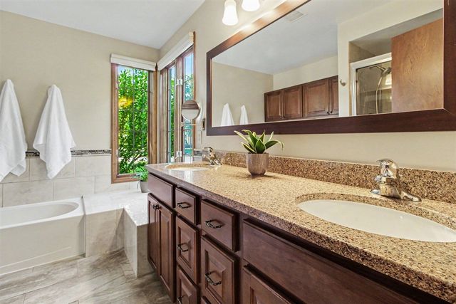 14017 Towering Oaks Drive, Utica, MI 48315