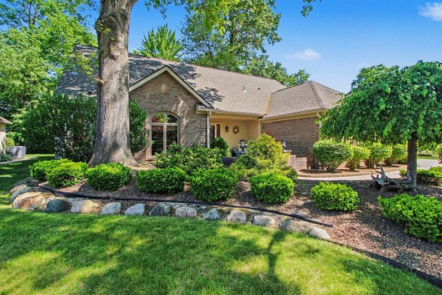 14017 Towering Oaks Drive, Utica, MI 48315