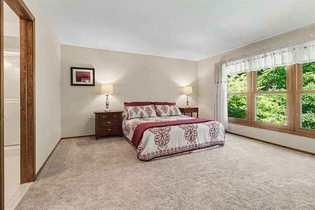 14017 Towering Oaks Drive, Utica, MI 48315