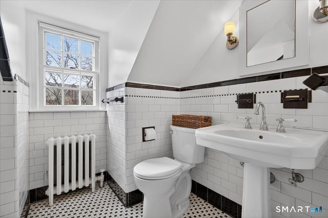 88 Churchill Road, Hamden, CT 06517