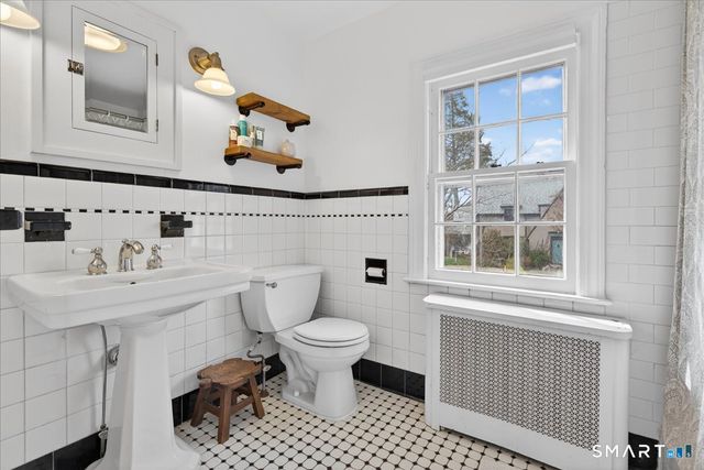 88 Churchill Road, Hamden, CT 06517