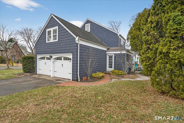 88 Churchill Road, Hamden, CT 06517