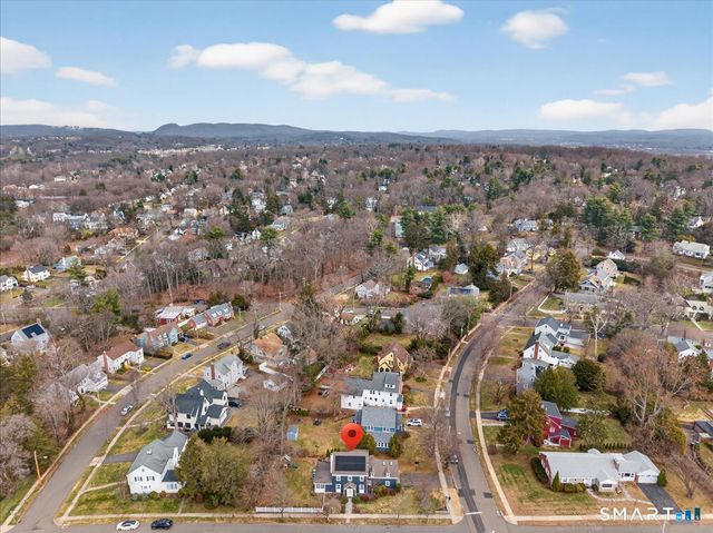 88 Churchill Road, Hamden, CT 06517