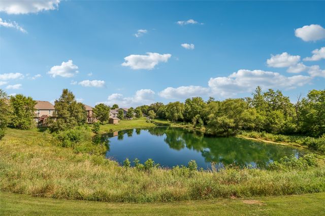 904 Summerset Place, Indianola, IA 50125