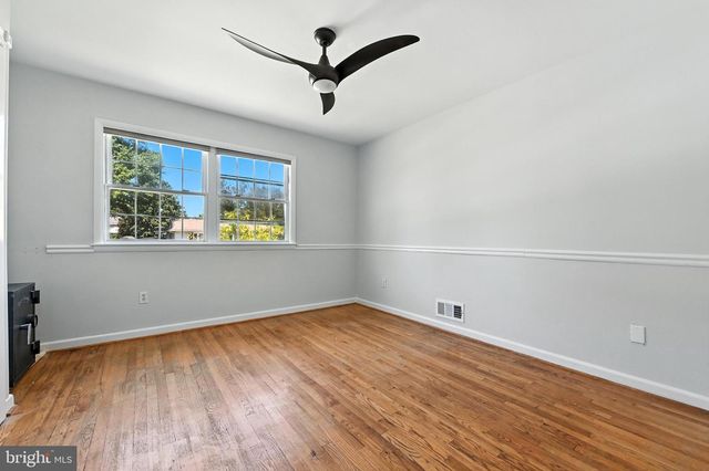 131 JACKPINE DR, Pasadena, MD 21122