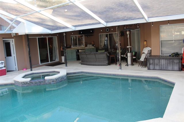 16713 NE SHEFFIELD PARK DR, STREET, Lutz, FL 33549