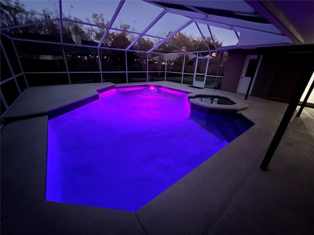 16713 NE SHEFFIELD PARK DR, STREET, Lutz, FL 33549