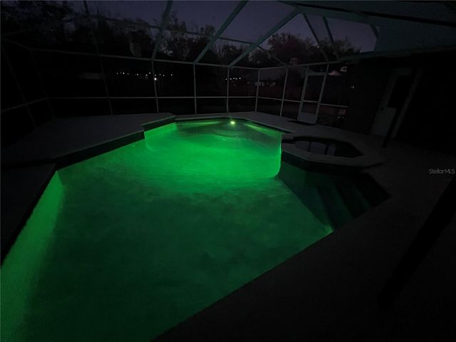 16713 NE SHEFFIELD PARK DR, STREET, Lutz, FL 33549