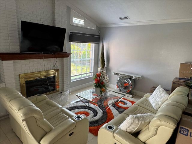 16713 NE SHEFFIELD PARK DR, STREET, Lutz, FL 33549