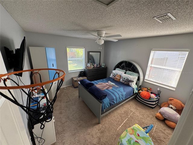 16713 NE SHEFFIELD PARK DR, STREET, Lutz, FL 33549