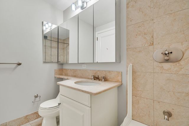 2 Avery St 27G, Boston, MA 02111