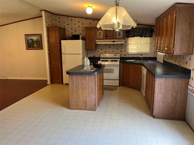 208 Quail CV, Kyle, TX 78640