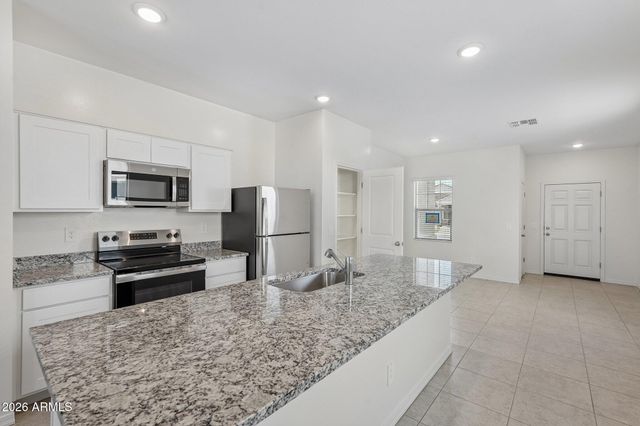 7747 W APOLLO Road, Laveen, AZ 85339