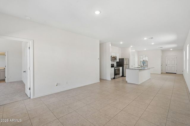 7747 W APOLLO Road, Laveen, AZ 85339