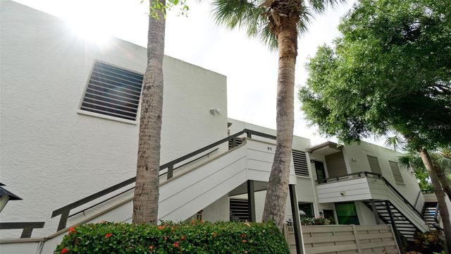 811 OAK DRIVE 811, Bradenton, FL 34210