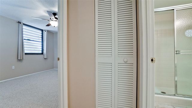 811 OAK DRIVE 811, Bradenton, FL 34210