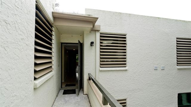 811 OAK DRIVE 811, Bradenton, FL 34210