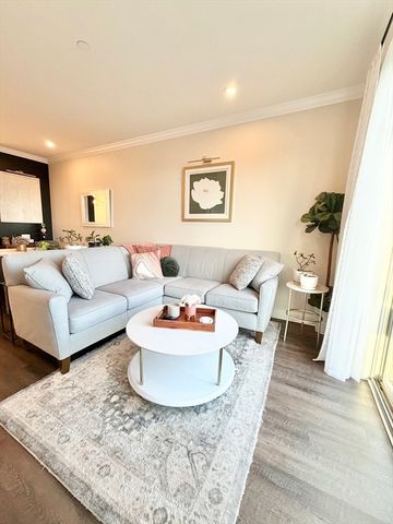 69 Foundry St 416, Wakefield, MA 01880