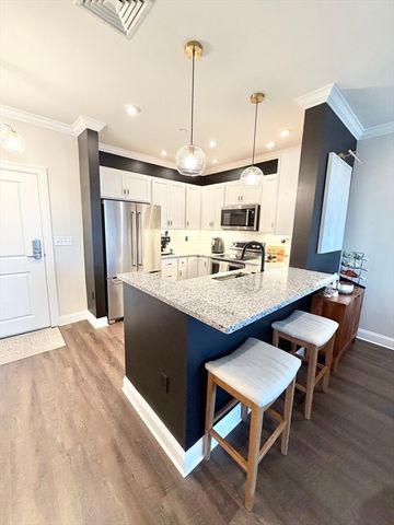 69 Foundry St 416, Wakefield, MA 01880