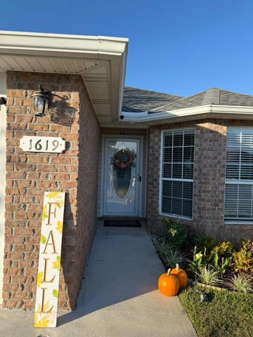 1619 Fenwick Avenue, Fort Walton Beach, FL 32547
