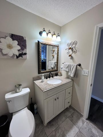 1619 Fenwick Avenue, Fort Walton Beach, FL 32547