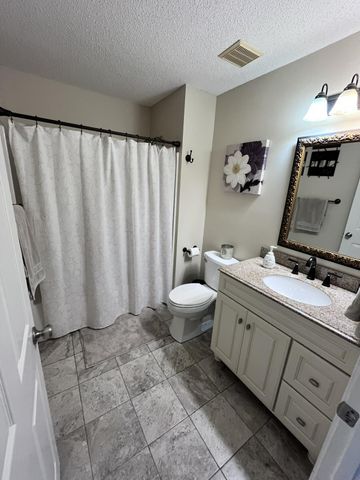 1619 Fenwick Avenue, Fort Walton Beach, FL 32547