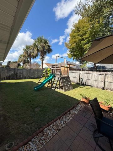 1619 Fenwick Avenue, Fort Walton Beach, FL 32547