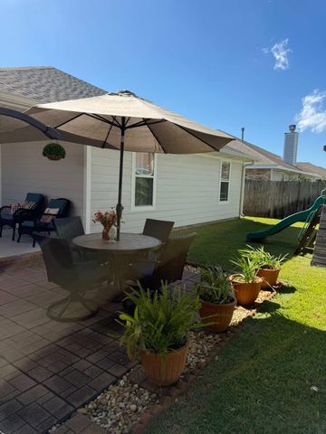 1619 Fenwick Avenue, Fort Walton Beach, FL 32547