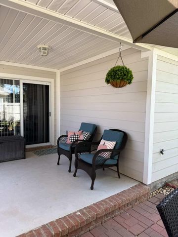 1619 Fenwick Avenue, Fort Walton Beach, FL 32547